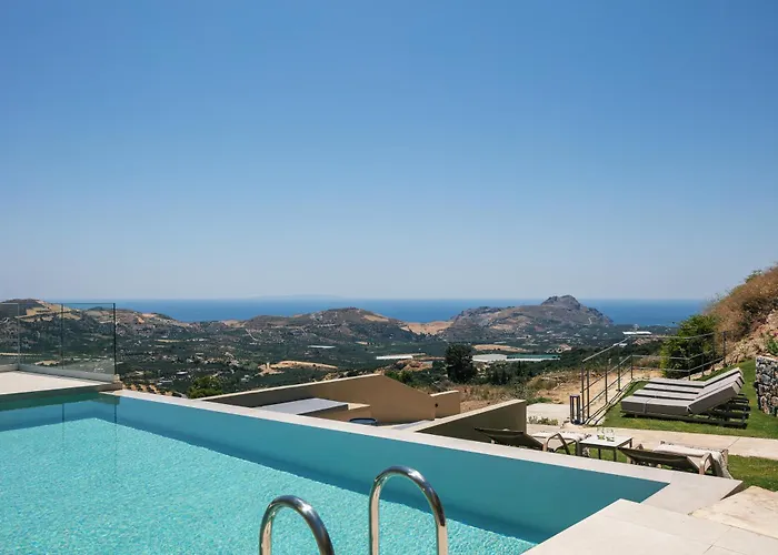 Epsilon Villa, Private Swimming Pool Garden, Panoramic Sunset Willa