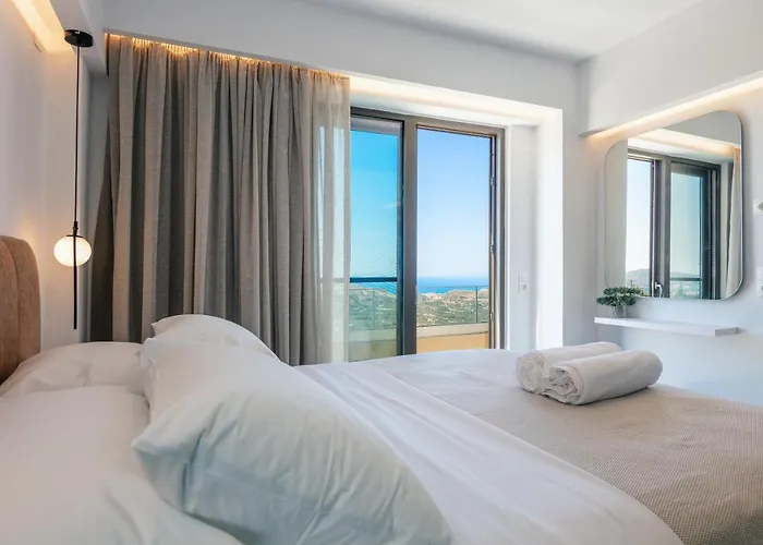 Вилла Epsilon Villa, Private Swimming Pool Garden, Panoramic Sunset Ретимно