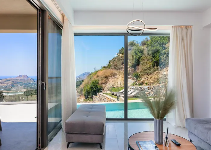 Epsilon Villa, Private Swimming Pool Garden, Panoramic Sunset *