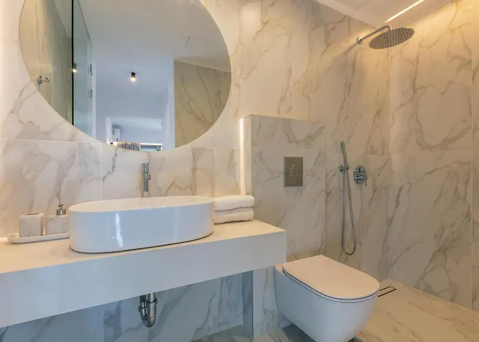 Epsilon Villa, Private Swimming Pool Garden, Panoramic Sunset Вилла *