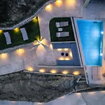 Epsilon Villa, Private Swimming Pool Garden, Panoramic Sunset Willa *